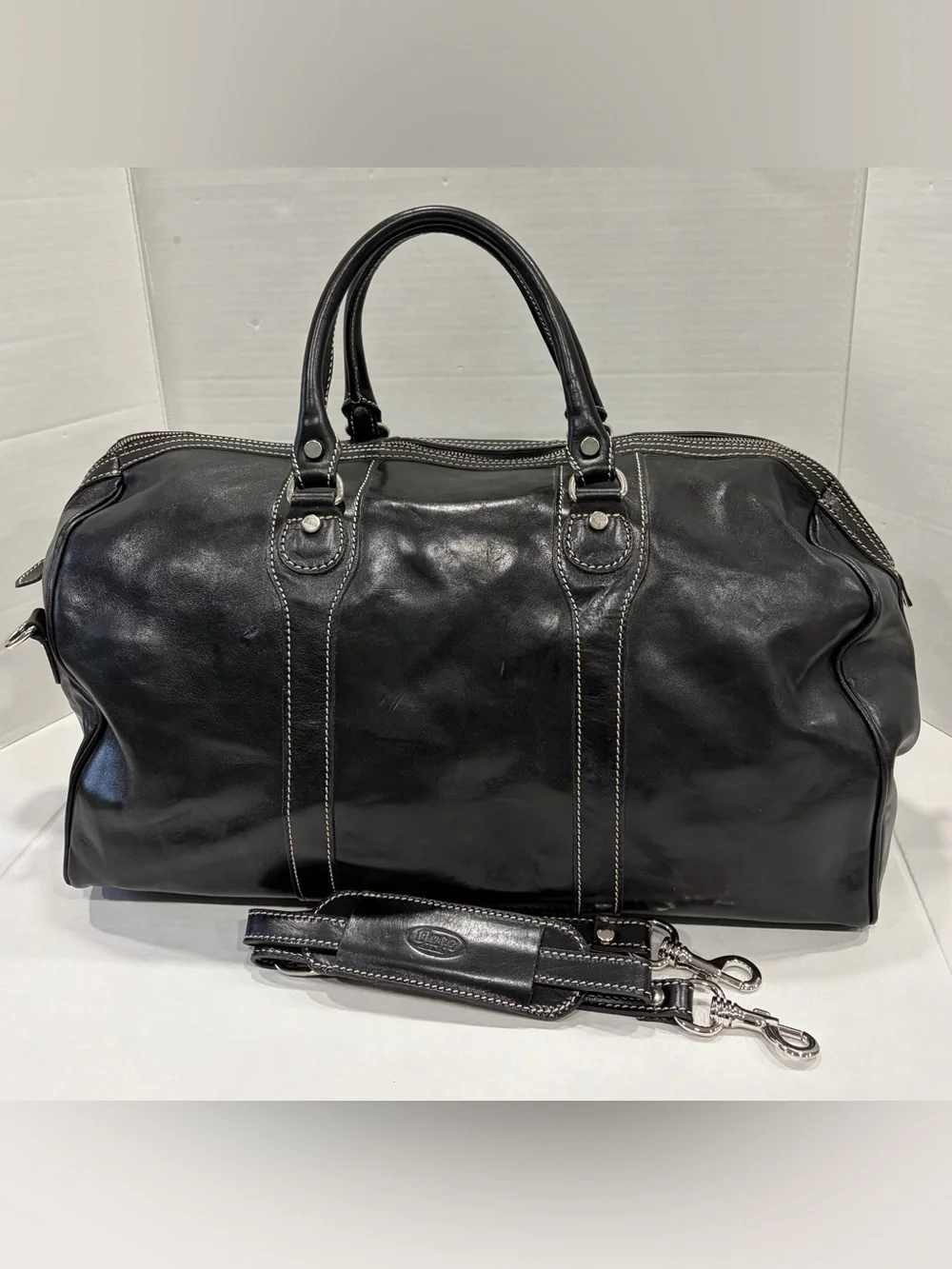 Floto Venezia Italian Leather Duffle Bag Handmade in Italy Black Travel Carry On